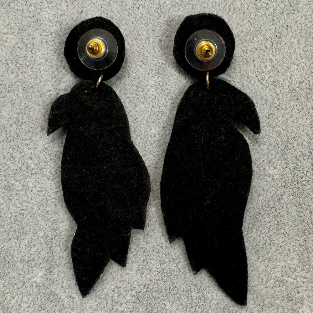🦜Parrot bead and sequins statement earrings - Picture 2 of 4